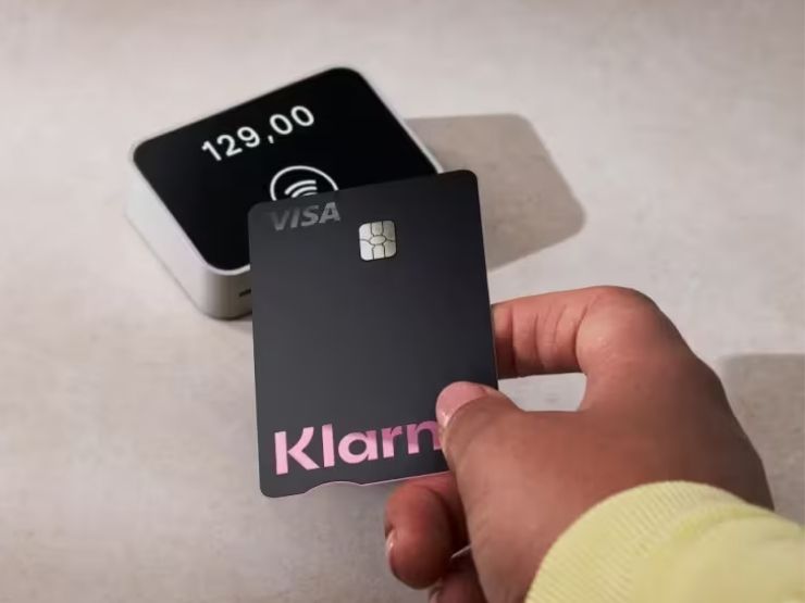Un pagamento con carta Klarna